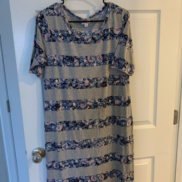 Lularoe Julia dress - Picture 1 of 4